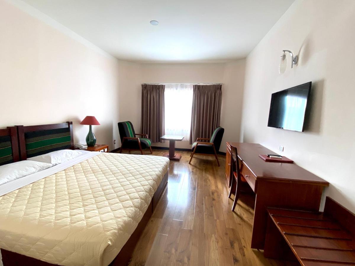 Dam San Hotel Buon Ma Thuot Exterior photo